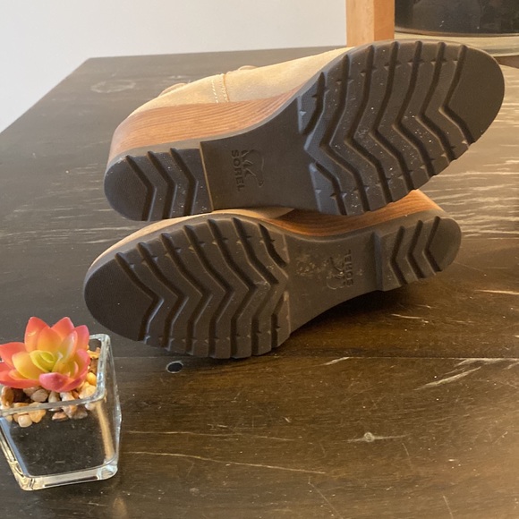 SOREL | After Hours Chelsea Tan Wedge Ankle Suede Boot women’s 8 - Picture 11 of 13